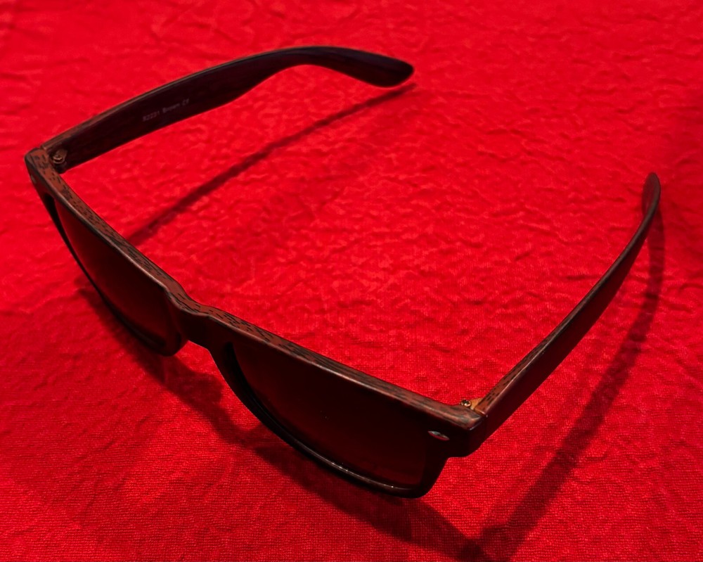 Stylish Wood Grain Sunglasses Men or Women