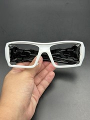 Oakley Oil Rig 2 Polished White/Black Silver Ghost Text Frame 24-058