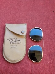 Vintage B & L ray ban glasses in fair condition with original case F6