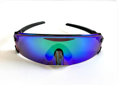 Oakley KATO 9455 Sunglasses | PRIZM Green Lens and Black Frame