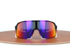 Blenders Dance Kingdom Expose Black Rainbow Mirror Sunglasses 143-18-134