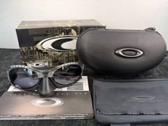 Oakley PLANTARIS Sunglasses OO9437-0536 Matte Clear Frame Prizm Grey Lens