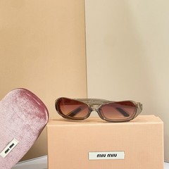 SUNGLASSES UNISEX MIU MODEL:MU C07SU SIZE：55口13-138