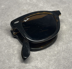Ray-Ban RB4105 Folding Wayfarer 710/51 Light Havana Brown Gradient RARE 50mm