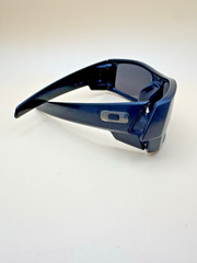 Oakley OO9014 Men’s Gascan Sunglasses