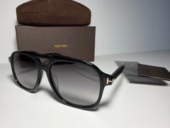 Tom Ford Raoul FT0753 01B Shiny Black Navigator Sunglasses 62mm