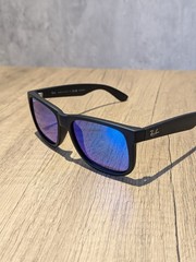 Ray-Ban RB4165 622/55 Black Frame Blue flash Polarized Lenses sunglasses-54mm