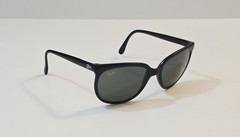Vtg B&L Ray Ban Cats Sunglasses Black Nylon Frames Grey Glass Lenses Exc Cond