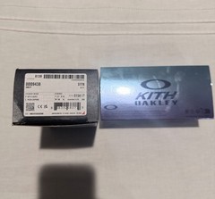Kith x Oakley Eye Jacket Redux Sunglasses – Silver – Made in USA – NEW