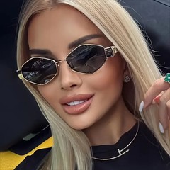 Vintage Punk Style Sunglasses Men Retro Round Metal Frame Women Sun Glasses