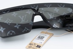 Louis Vuitton LV Waimea L Monogram Sunglasses Black Z1583W 93L