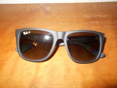Ray Ban RB 4165 Justin 622/T3 Matte Black Frame Gray Polarized Sunglasses