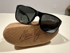 Maui Jim Red Sands Matte Black Gray Polarized Mens Sunglasses #P58