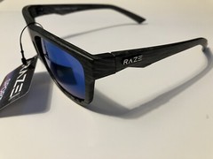RAZE Eyewear Sunglasses Castaway Gray Wood grain Mirrored 29325 WM129