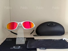 Oakley Mitute 1.0 Silver Rainbow Vintage Sunglasses Gorpcore USA Y2K Avantgarde