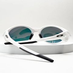 Oakley Eye Jacket Redux OO9438 White Frame Galaxy Ruby Polarized Lens
