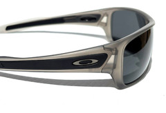 NEW Oakley TURBINE ROTOR Matte Grey POLARIZED Galaxy Black Lens Sunglass 9307