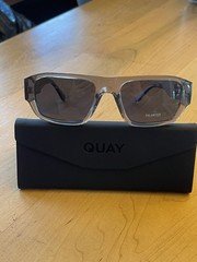 QUAY Sunglasses Night Cap grey/navy Polarized New In Box