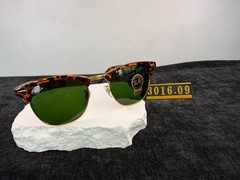 Ray-Ban RB3016 Men’s Sunglasses