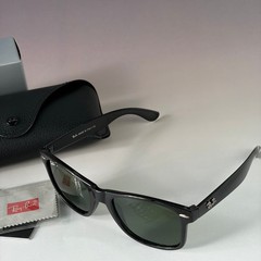 New In Box – Ray-Ban Wayfarer RB2140 Black Frame Green Lens Sunglasses