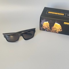 Oakley Jupiter Squared OO9135 Polarized Sunglasses Matte Black Black Iridium