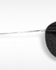 New RAY-BAN RB3447 Round Metal Frame Sunglasses Gunmetal Gray. 51-21-145. Dapper