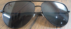 QUAY Australia High Key 126 Sunglasses Black Aviator Polarized Lens Cat 3