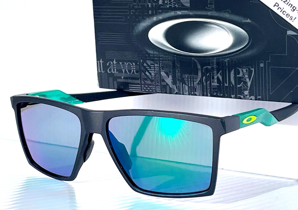 NEW Oakley FUTURITY SUN Satin Black PRIZM Jade Mirror Lens Sunglass 9482-02