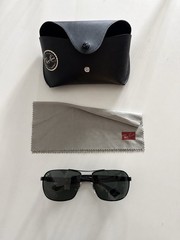 Authentic Ray-Ban RB3492 002 62-16 Black G-15 Green Sunglasses w/ Case & Cloth
