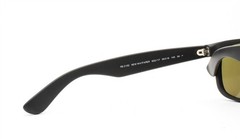 Ray-Ban New Wayfarer Sunglasses RB2132 622/17 Black Rubber Blue Flash 55mm Case