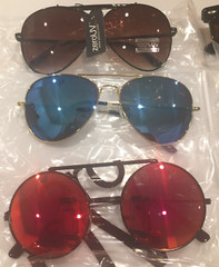 Mixed Lot Of 50 Sunglasses NEW Men’s Woman’s STORE CLOSED! ZEROUV~KISS** $1000