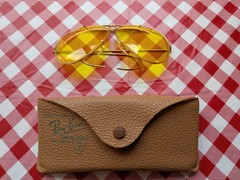 B&L RAY-BAN 1/10 12K GF GOLD FILLED YELLOW SHOOTER SUNGLASSES Vintage MINT