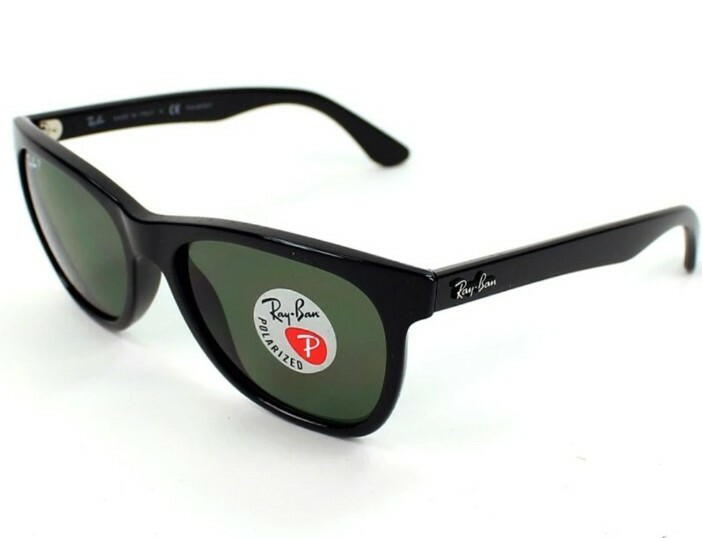 RAY-BAN brand new UNISEX Black Frame with Green G-15 Polarized RB4184 601/9A