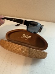 Maui Jim Atoll Polarized Sunglasses Black/Neutral Grey MJ 220-02