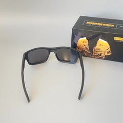 Oakley Jupiter Squared OO9135 Polarized Sunglasses Matte Black Black Iridium
