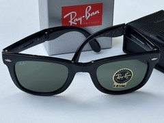NEW Ray-Ban RB4105 Folding WAYFARER 601 Black Frame G-15 Green Lenses 50mm