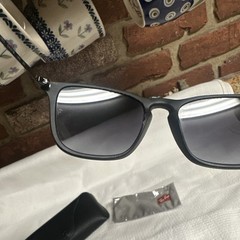 Ray-Ban Chris RB4187 622/8G Square Black Frame Gray Gradient Lens 145mm