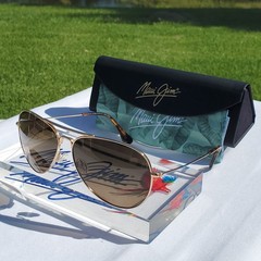 Maui Jim “MAVERICKS” 264-16 Gloss Gold Frames/ Bronze Lenses/ TITANIUM AVIATORS!