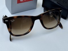 NEW Ray-Ban RB4105 Folding WAYFARER 710/51 Tortoise Brown Gradient Lenses 50mm