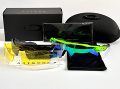 Oakley Radar EV Patn OO9208 Sunglasses Green Frame Black Foot Green Polarization