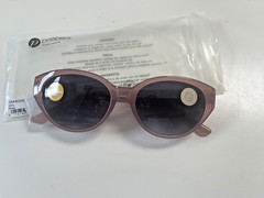 Peepers VILLA Sunglasses Full-Rim Oval Polarized Lenses Lightweight – Rose