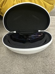 Oakley Endure Pace Sunglasses With Case Made In USA Vintage Y2K
