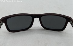 Panama Jack Men’s Sunglasses Brown Wood Grain Rectangular Smoke Lens OL0518 56