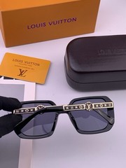 Louis Vuitton Black Square Sunglasses Gold LV Monogram Temple Unisex Shades