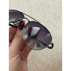Tommy Hilfiger TH Aviator Sunglasses Gunmetal Silver Dark Gray Gradient Ombre