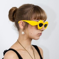 Y2K kiss kiss oversized sunglasses in caution yellow & black