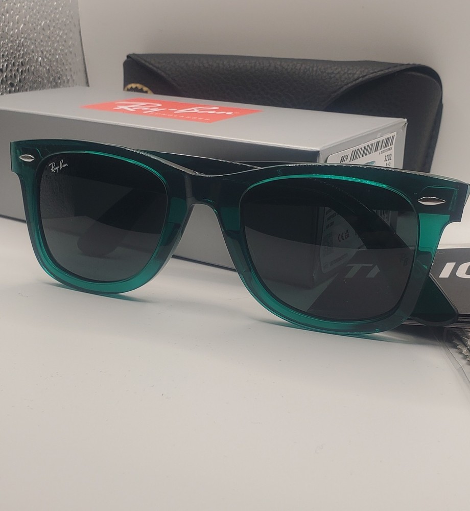 NEW Ray-Ban RB2140 Wayfarer Sunglasses 6615/B1 Green Transparent Dark Grey 50MM