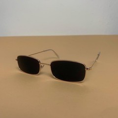 Y2k 2000s vintage black and gold unique slim style silver mirror lense