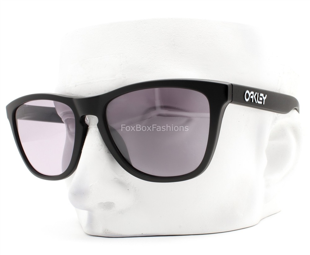 Oakley Frogskins (A) Sunglasses Matte Black OO9245-E354 with Pouch Low Bridge
