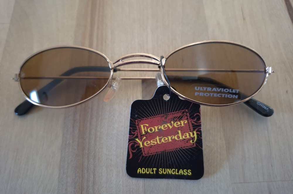 Forever Yesterday, Unisex Adult Ival Style Sunglasses With UV Protection (T4-B4)